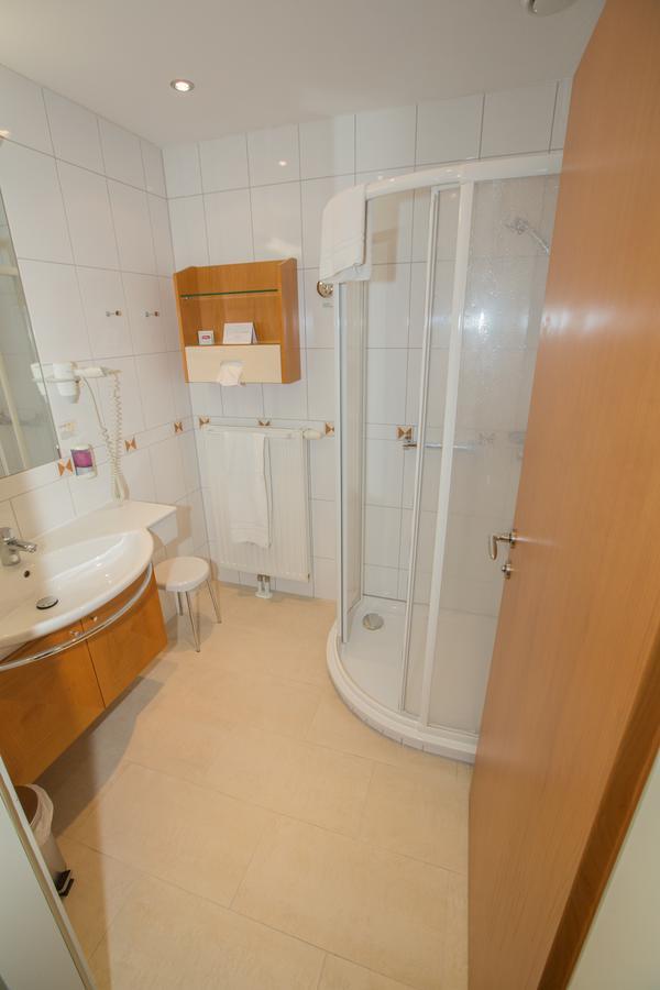 Hotel Badener Hof Extérieur photo